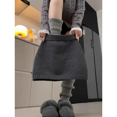 批发灰色针织半身裙子女秋冬季2026新款miu系穿搭超好看包臀a字短裙子