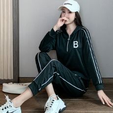 批发2026春秋季韩版女装连帽运动套装中年妈妈<b class='q'>大码</b>显瘦时尚休闲两件套