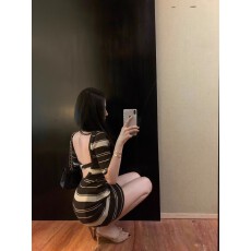 批发撞色条纹u领针织<b class='q'>连衣裙</b>女夏季复古气质性感露背裙子紧身<b class='q'>包臀</b>短裙
