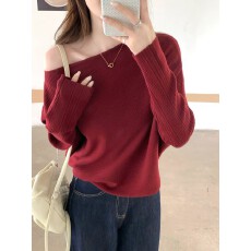 批发绝美漂亮早秋斜领<b class='q'>打底衫</b>女内搭高端小资慵懒露肩毛衣长袖针织上衣