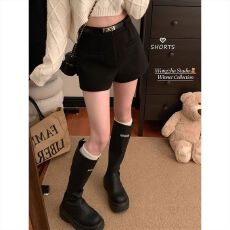 批发黑色<b class='q'>高腰</b>毛呢<b class='q'>短裤</b>女冬季2025新款显瘦阔腿设计感a字打底外穿靴裤