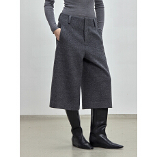 批发秋冬新品毛呢阔腿<b class='q'>裤</b><b class='q'>有</b>型佰搭显瘦立体直筒七分<b class='q'>裤</b>