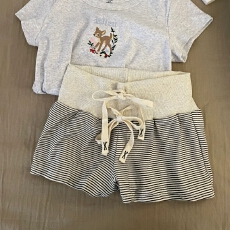 批发美式条纹运动热裤女薄款休闲夏季高腰<b class='q'>显瘦</b>慵懒风紧身包臀运动短裤