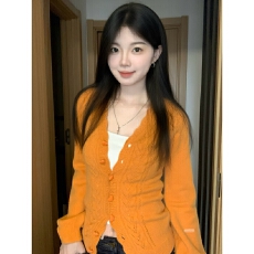批发韩系镂空钩花v领开衫外套女早秋季修身显瘦软糯<b class='q'>针织衫</b>毛衣小上衣