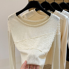 蕾丝拼接不规则长袖t恤女2025早秋新款设计感小众打底衫内搭上衣