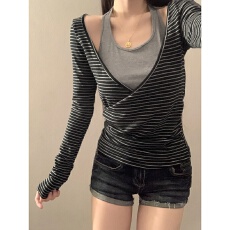 批发内搭<b class='q'>打底衫</b>女2025秋冬季高级感假两件t恤黑色长袖独特绝美小上衣