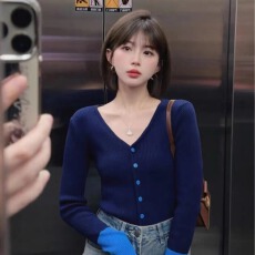 韩版修身气质藏青色针织开衫女秋季2025新款通勤风显瘦单排扣上衣