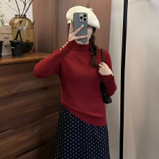批发红色<b class='q'>羊绒</b>半高领打底针织衫女秋冬内搭高级感毛衣短款修身软糯上衣