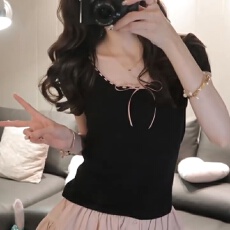 批发黑色蝴蝶结方领短袖针织衫T恤女夏季设计感小众洋气减龄漂亮上衣