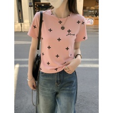 批发韩系复古十字满印字母短袖<b class='q'>t</b><b class='q'>恤</b>女夏季修身显瘦设计感短款休闲上衣