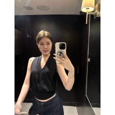 批发蝶宝嘻 质气姐姐专线 清透天丝v领显瘦气质无袖上衣t恤<b class='q'>打底衫</b>女夏