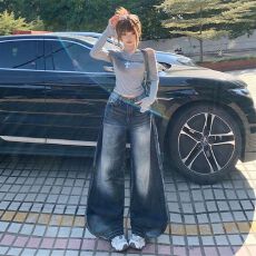 批发复古水洗蓝***须弯刀牛仔裤<b class='q'>男</b>女微喇宽松阔腿拖地镰刀裤直筒哈伦