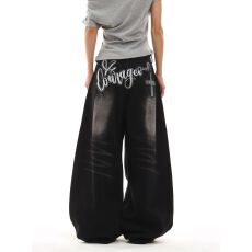 批发美式复古高街水洗牛仔裤女款高级感潮牌字母刺绣宽松做旧阔腿裤子