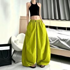 批发多巴胺宽松遮肉束脚气球裤女秋季新款时尚松弛感运动阔腿休闲长裤