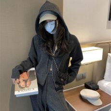 批发现货秋冬新款休闲连帽开衫短款上衣运动开叉阔腿<b class='q'>裤</b><b class='q'>显瘦</b>套装#925