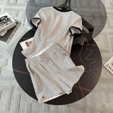 批发现货设计感气质<b class='q'>休闲</b>运动服套装女夏新款不规则上衣短裤两件套#921