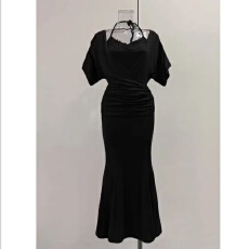 批发网红新款紫色纯欲<b class='q'>露背</b>掐腰短袖罩衫+挂脖蕾丝吊带鱼尾<b class='q'>连衣裙</b>套装