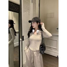 批发秋季新款小众<b class='q'>运动</b>休闲连帽卫衣两件套女装外套阔腿裤长裤时尚套装