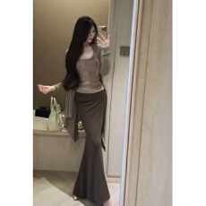 批发不规则长袖<b class='q'>针织</b>慵懒秋季<b class='q'>开衫</b>吊带背心2025半身裙套装三件套韩版女