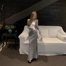 批发己出货 韩版纯欲风抹胸背心条纹长袖开衫半身裙三件套