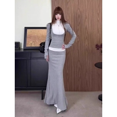 批发高级感套装女秋冬纯欲修身长袖上衣小个子包臀鱼尾半身长裙两件套