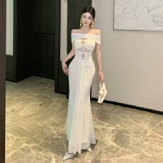 批发法式独特漂亮<b class='q'>一字肩</b>连衣裙女夏季高级性感生日礼服收腰长裙