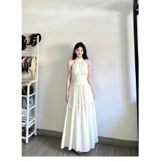 批发法式温柔白月光无袖挂脖<b class='q'>连衣裙</b>设计感小众气质收腰a字<b class='q'>长裙女</b>夏季