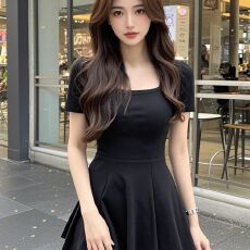 批发<b class='q'>夏</b>季黑色方领气质连衣裙女短袖2026新款显瘦收腰又甜又辣a字裙子