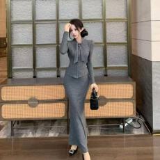 批发两件套灰色针织<b class='q'>连衣裙</b>子女春秋季2026新款温柔气质修身包臀
