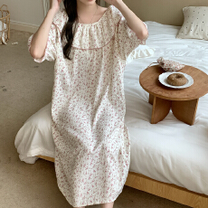 批发爱丽#夏季新款云朵棉韩版睡裙带胸垫<b class='q'>短袖</b>荷叶领小清新长裙家居服