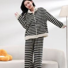 批发新款冬季厚软绵绵睡衣女韩版小香风条纹睡衣格纹长毛绒家居服套装