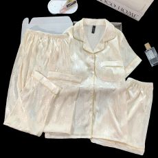 批发冰雪丝（带胸垫）睡衣三件套女士家居服套<b class='q'>装</b>开衫字母图案提花轻奢