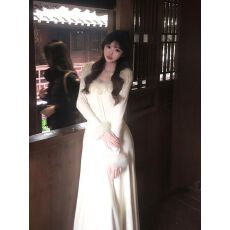 批发甜美蕾丝爆款<b class='q'>连衣裙</b>女冬千金穿搭内搭鱼尾裙新年战袍收腰长裙