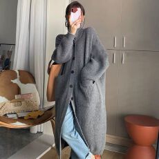 批发韩国chic<b class='q'>秋</b>冬新款慵懒风高领加厚保暖宽松长款针织开衫毛衣外套女