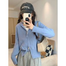 批发灰色设计感拉链正肩连帽针织开衫女秋季<b class='q'>短</b>款毛衣独特上衣小众外套