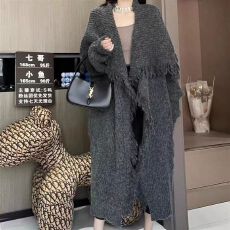 批发流苏针织斗篷披肩开衫外套女<b class='q'>秋</b>冬新款宽松慵懒风中长款毛衣