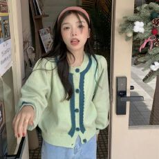 批发秋新款韩系甜美减龄撞色抹茶绿<b class='q'>针织毛衣</b>开衫