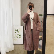 批发<b class='q'>秋</b>冬新款韩版宽松大口袋中长款针织衫开衫女网红加厚毛衣外套