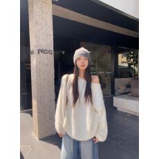 批发灰色斜领露肩长袖套头毛衣女秋季慵懒<b class='q'>宽松</b><b class='q'>针织衫</b>辣妹软糯百搭上衣