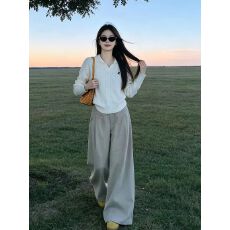 批发白色polo领绞花针织毛衣女2026新款秋季设计感上衣