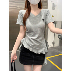 批发【230克40支1*1精梳紧密95棉】灰色v领不规则正肩<b class='q'>短袖</b>t恤女夏上衣