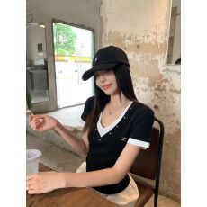 批发【230克40支1*1精梳紧密95棉】<b class='q'>夏</b>季V领假两件正肩短袖t恤修身上衣