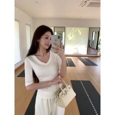 批发【260克人棉1*1莫代尔】经典V领中<b class='q'>袖</b>T恤女百搭修身显瘦五分<b class='q'>袖</b><b class='q'>上衣</b>