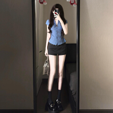 批发美式学院风蓝色<b class='q'>短袖</b>正肩衬衫女夏季2025辣妹修身掐腰短款上衣小衫