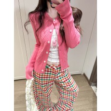 批发多巴胺玫红色针织开衫女春季韩系甜美风减龄小众<b class='q'>修身</b>毛衣外套上衣