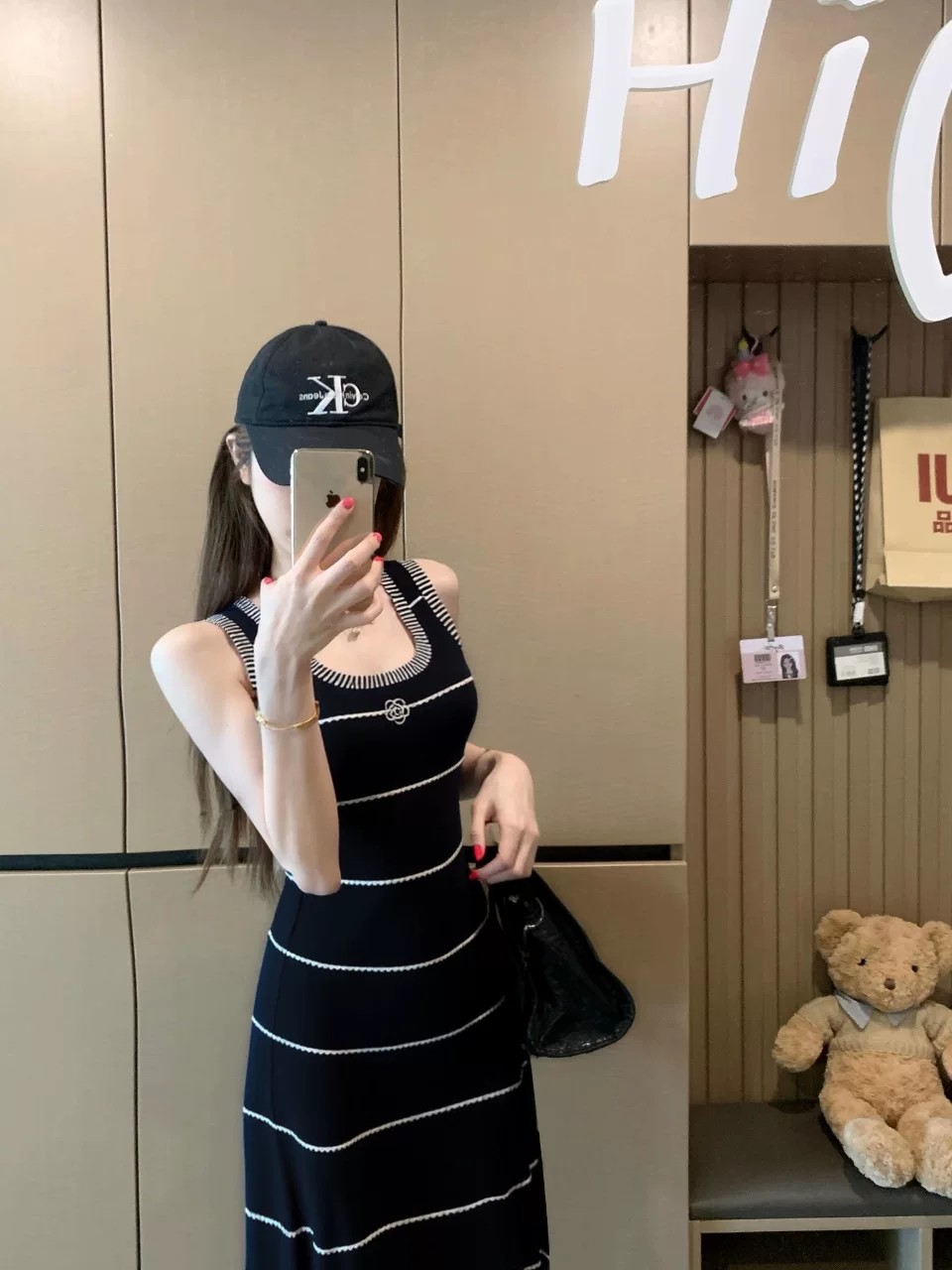 흑백 줄무늬 자수 민소매 조끼 여성 드레스 여름 몸매 가꾸기 허리 수축 캐주얼 치마 품격 타이트 스커트 롱 스커트