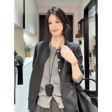 批发包芯纱 通勤风灰色假两件圆领针织衫女秋季轻熟小众不撞款小上衣