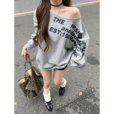 批发仿棉华棉 字母印花设计感斜肩<b class='q'>长袖</b><b class='q'>卫衣</b>慵懒百搭套头上衣