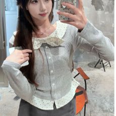 批发miu系灰色假两件波点u领长袖T恤女秋<b class='q'>冬</b>季修身辣妹内搭打底衫上衣