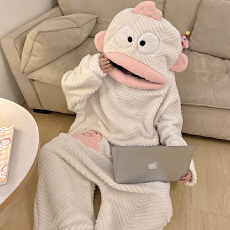 批发秋冬睡袍网红爆款小丑鱼睡<b class='q'>衣</b><b class='q'>连体</b>提花绒珊瑚绒加绒加厚搞怪大嘴鱼